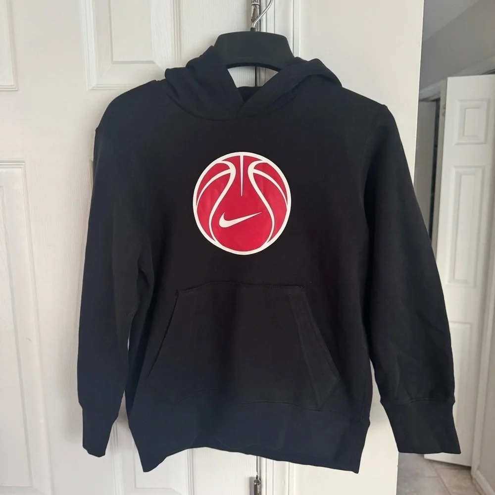 Nike Sportswear Black Hoodie Youth Small  Hooded Sweatshirt Basketball Logo NWT